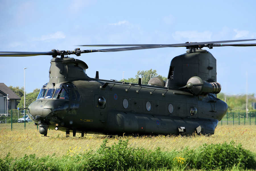 Chinook Helicopter ZH893 at The Helicopter Museum