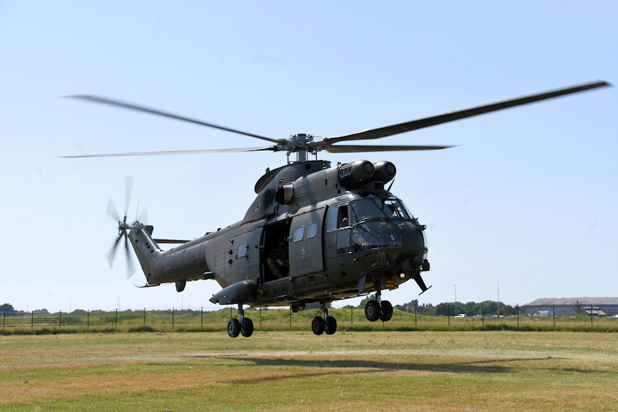 Puma ZJ955 at The Helicopter Museum